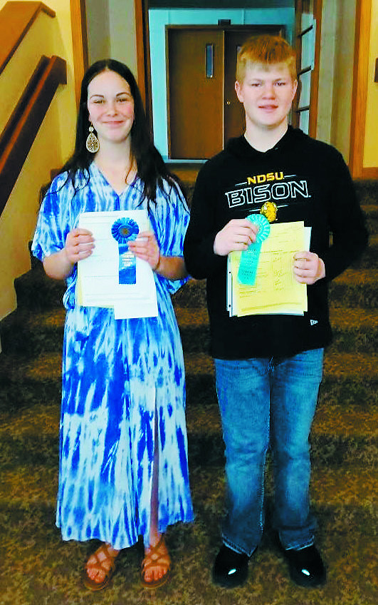 Senior Decorate Your Duds: Front row (L-R): Caroline Stegman and Chaz Halverson.