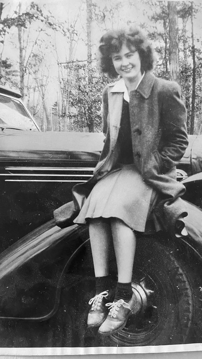 A photo of Mum-z from the 1940’s.