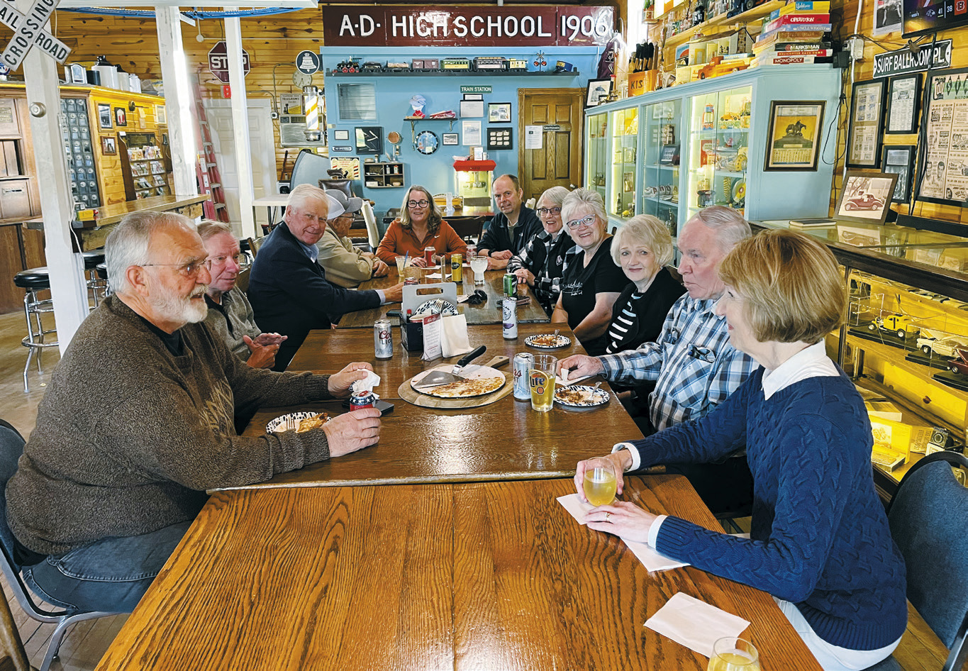 A welcoming event was held at the 10th Hole Gardar Country Club. Photographed (L- R) Robert Olgeirson, Leslie Geir, Curtis Olafson, John H. Johnson, Kristín Jóhannsdóttir, Hörður Gunnarson, Kathy Thorlakson, Susan Sigurdson Powers, Judy Geir, Richard Geir and Sandy Wright
