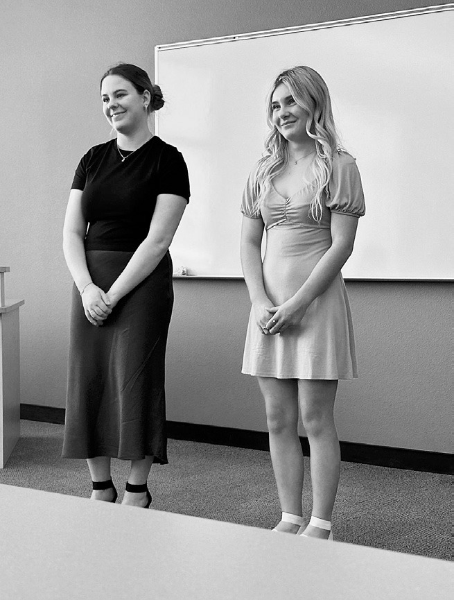 The vocal duet of Madilyn Crump and Catelyn Goodman received a star rating for “How Can I Keep From Singing?”