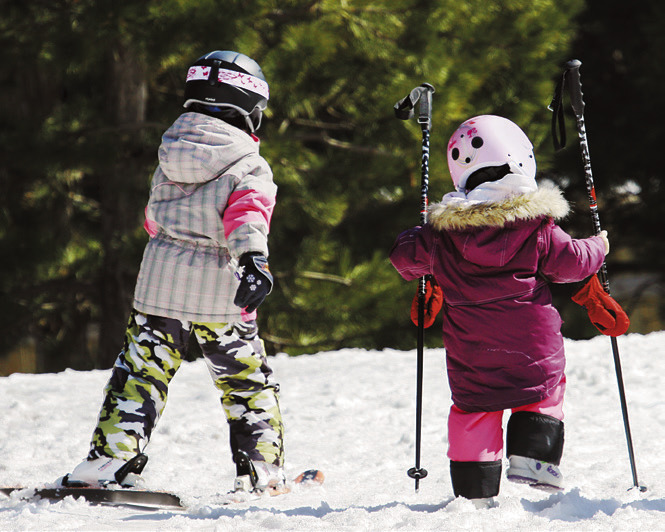 Let’s throw it back to last month when the temperatures were colder and Frost Fire Park was open for skiing. North Border Pembina students enjoyed a field trip and got out on the hill for a great day of skiing. Submitted photos.