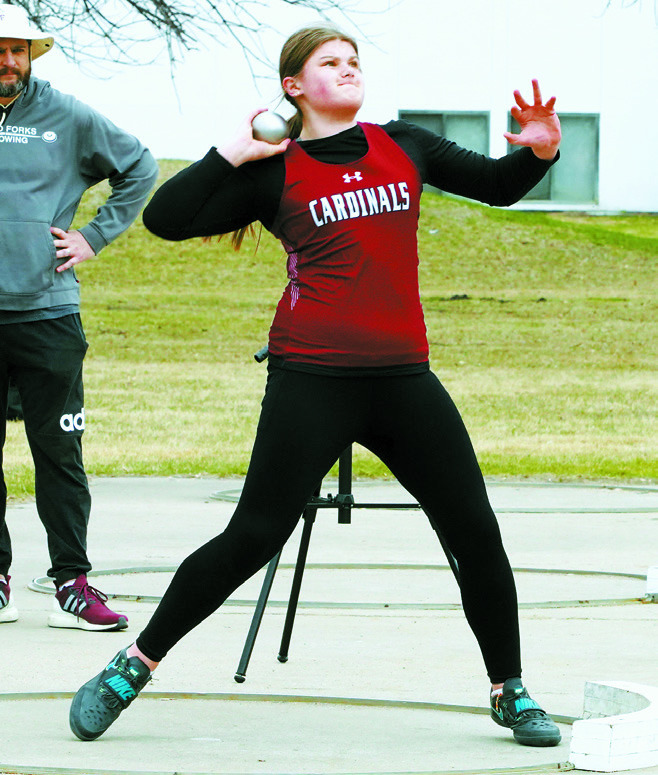Fenja Lawson had a throw of 33' 7.25', which gave her a 4th place finish in Grand Forks on April 21. Photo by Larry Stokke.
