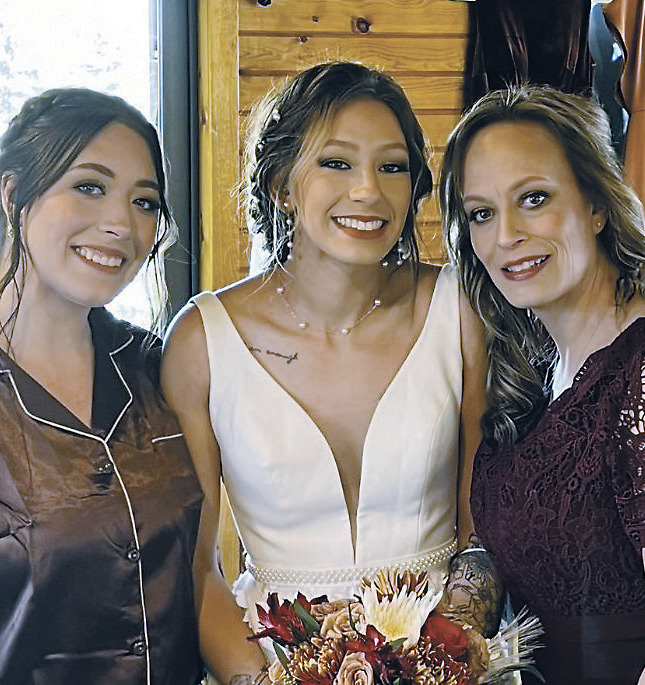 Michelle Anderson and daughters. Submitted photo