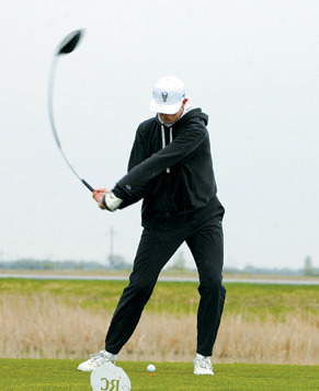 North Border Eagle Bjorn Evenson had a state qualifying score of 75. Photo by Larry Stokke.