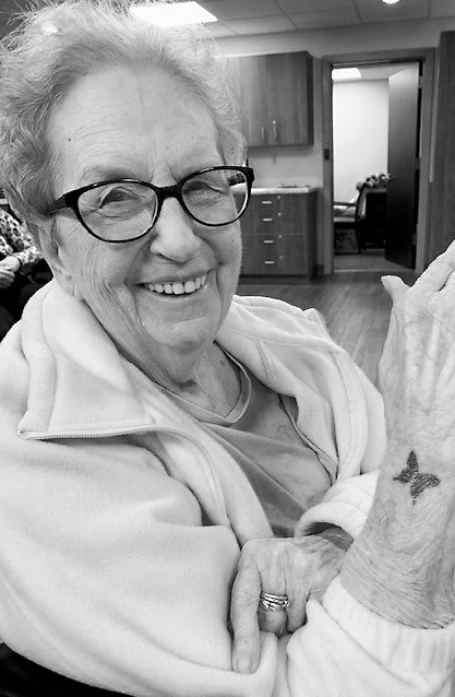 Darlene getting a ‘tattoo.’
