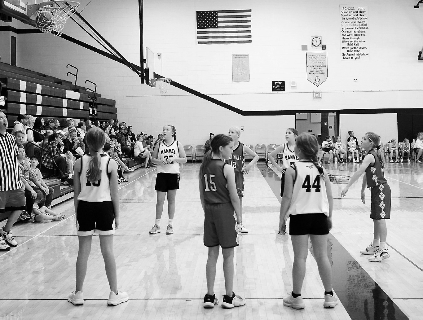 Breck Kravarchka drains a free throw at the Invitational girls basketball tourney in Park River on Sept. 27. Photo by Larry Stokke.