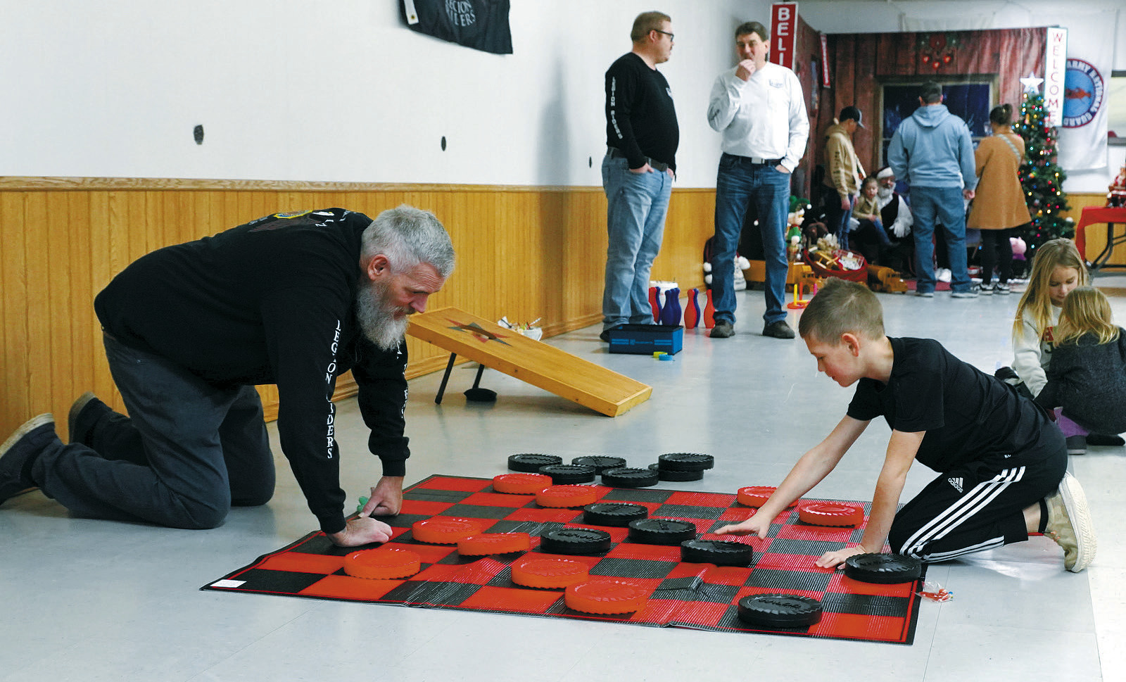 Views from the Borderland - Santa visits Langdon