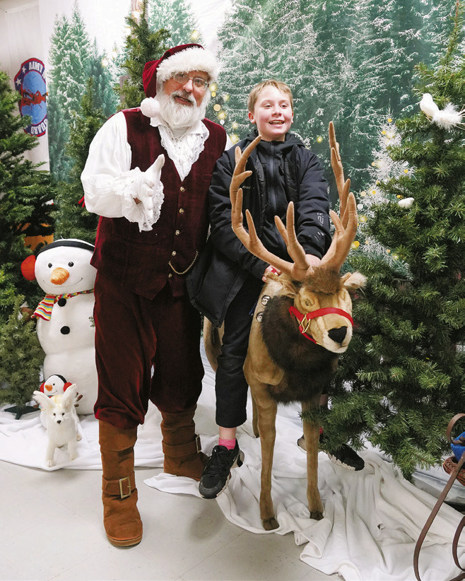 Views from the Borderland - Santa visits Langdon