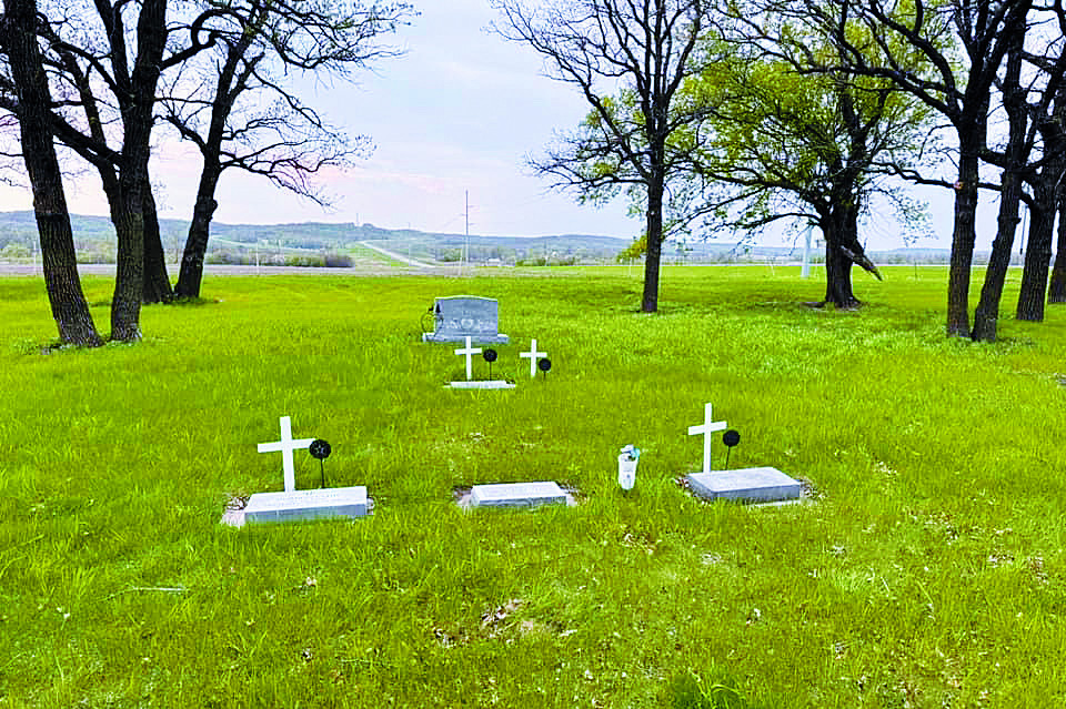Oak Lawn Cemetery Memorial Day