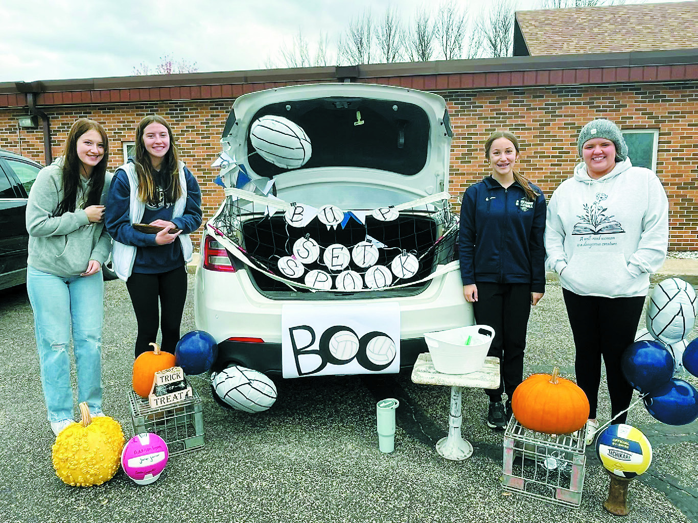Walhalla hosts Trunk or Treating