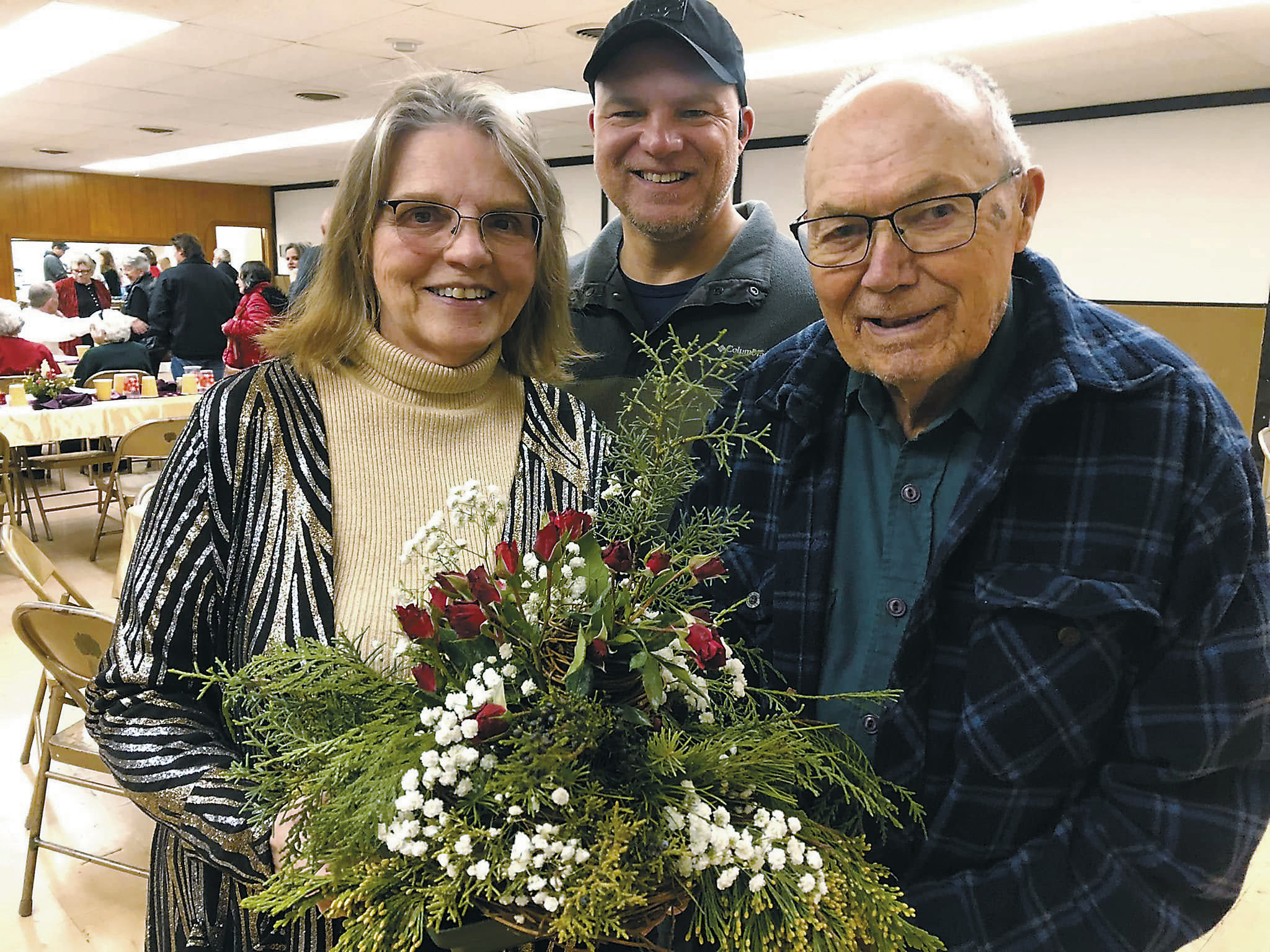 Volunteers make community Christmas cheer possible
