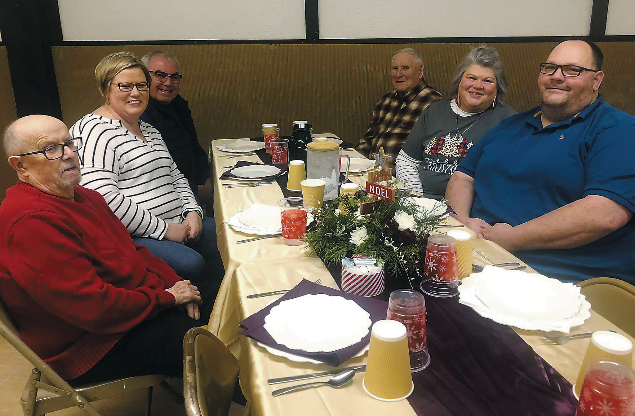 Volunteers make community Christmas cheer possible