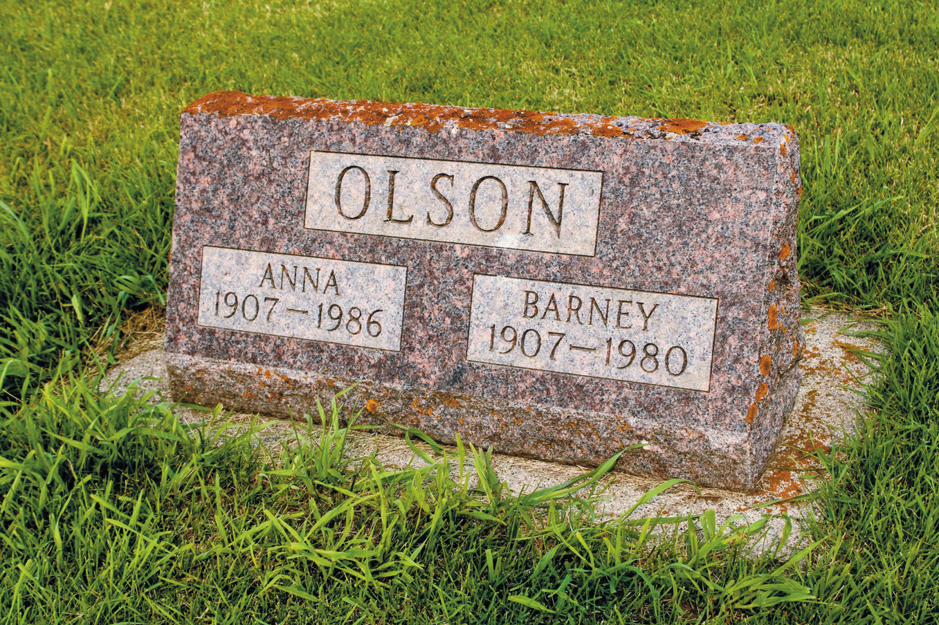 The gravestone after being cleaned by Tony Fehr from The Memorial Preservation Society.