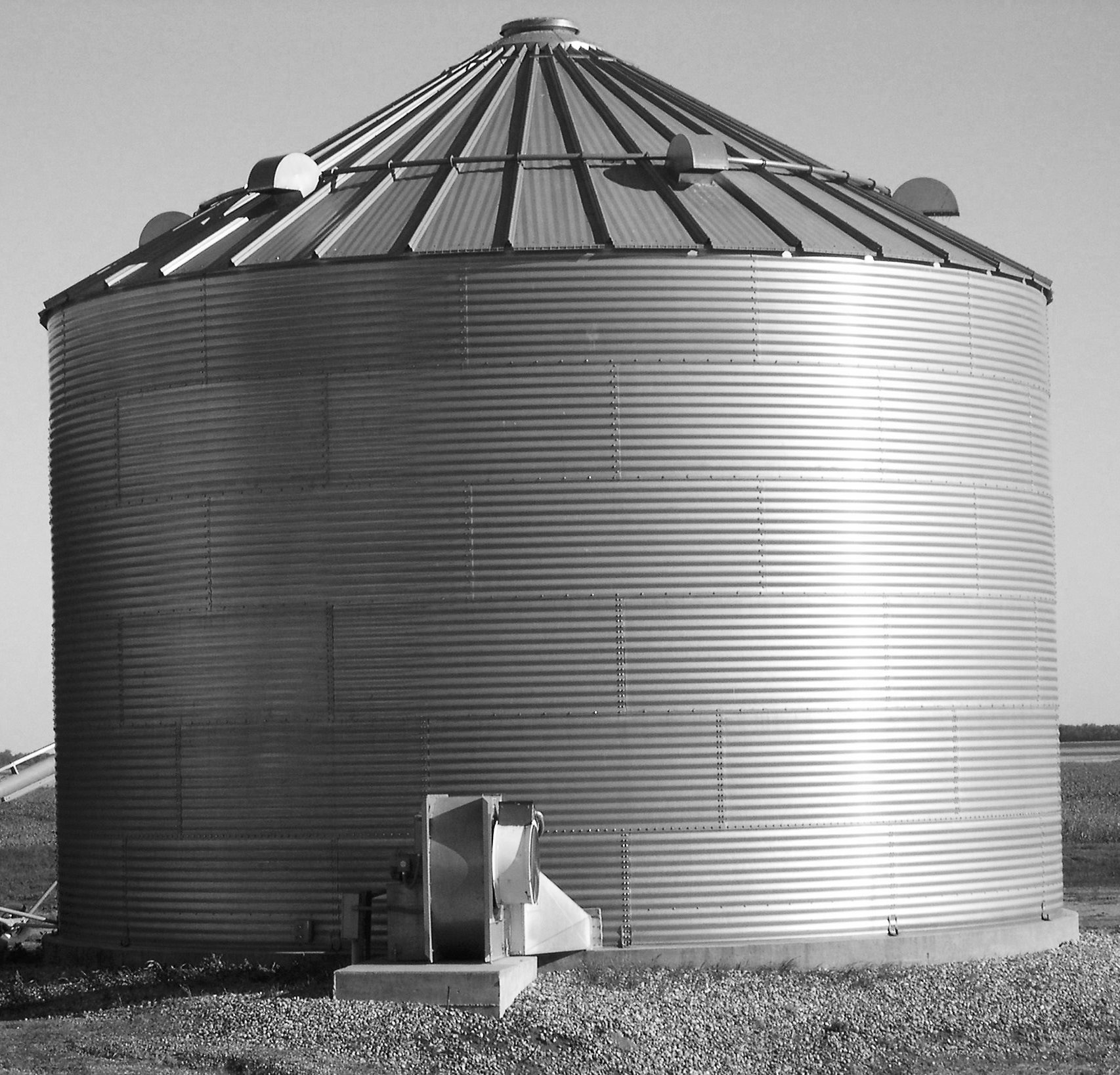 Stored grain should be monitored closely to detect any storage problems early. (NDSU photo)