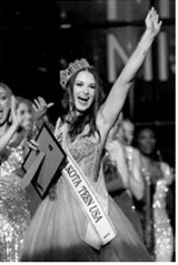 Audrey Emerson is crowned as Miss North Dakota's Teen USA. Photo by Stephen Janousek