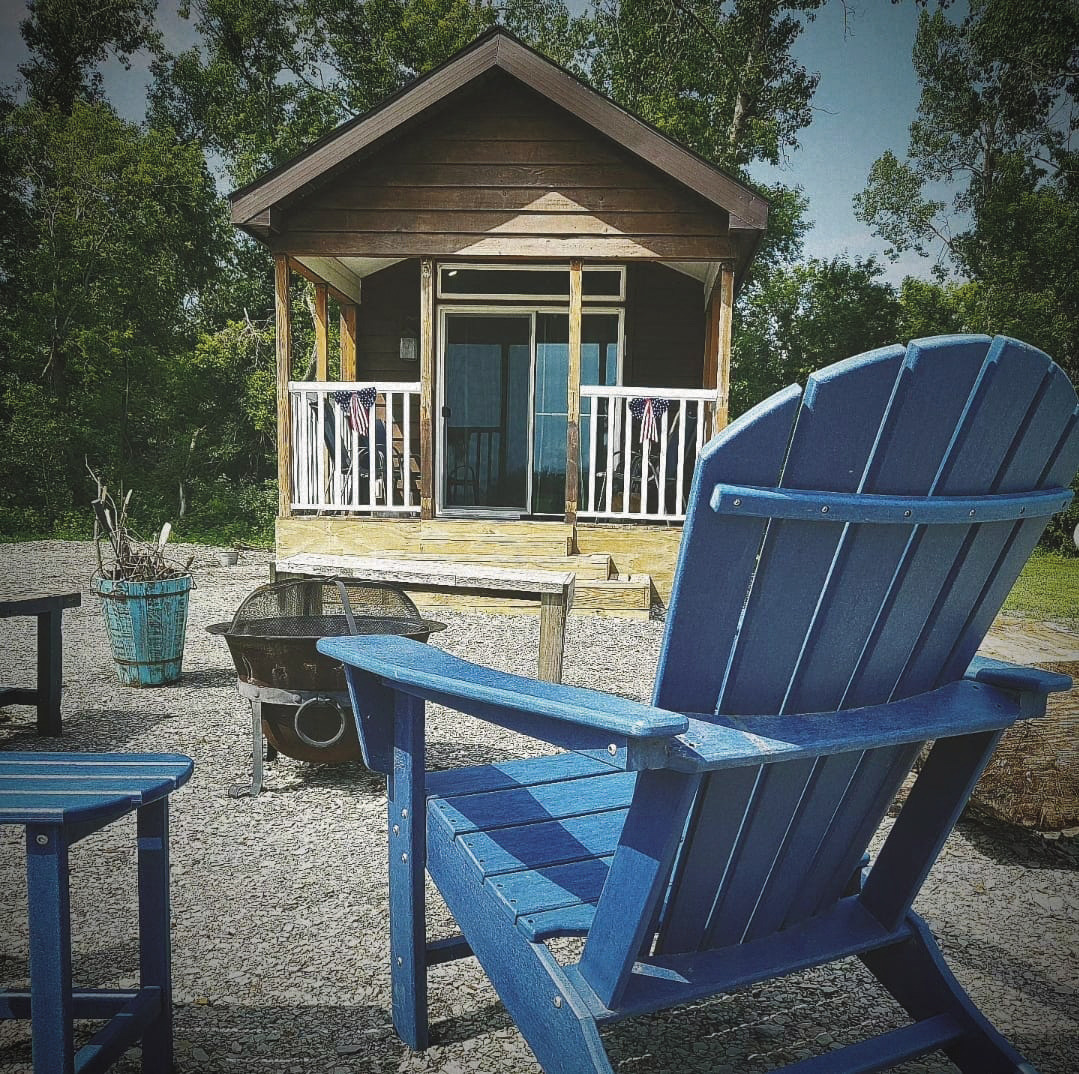 The exterior of Cozy Cabin.