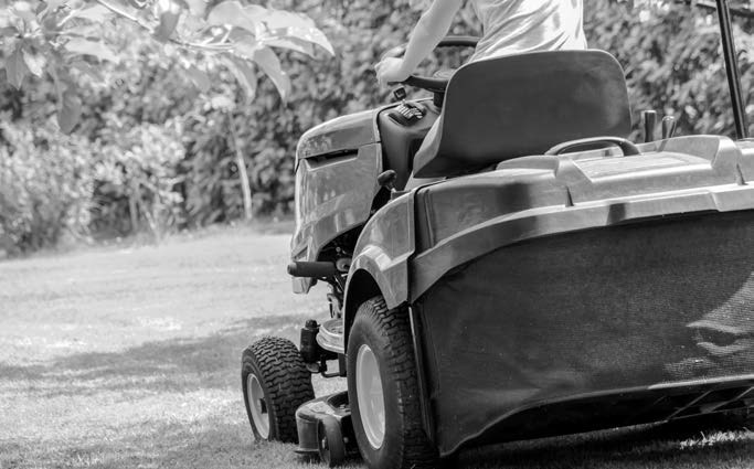 Physical activity like mowing the lawn can reduce the risk of heart disease, some types of cancer, and type 2 diabetes. (Pixabay photo)