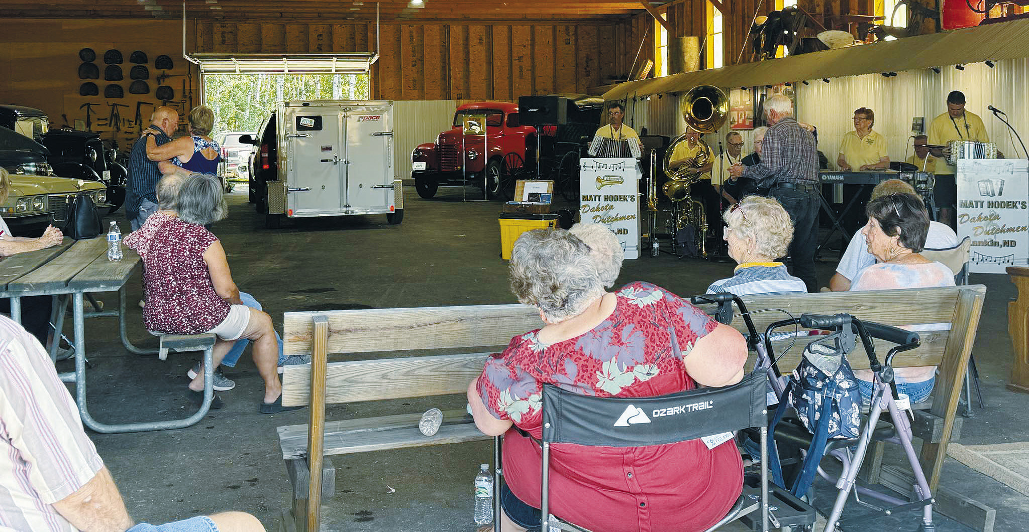 Matt Hodek and the Dakota Dutchmen kept the crowd moving with live music. Photo by Rebecca Davis.