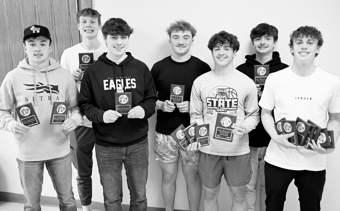 North Border Eagles basketball team honored