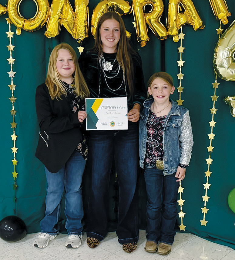 Top Livestock Club – Little North (L-R) Bailey Samuelson, Gracee Thorlakson, and Peyton Samuelson.