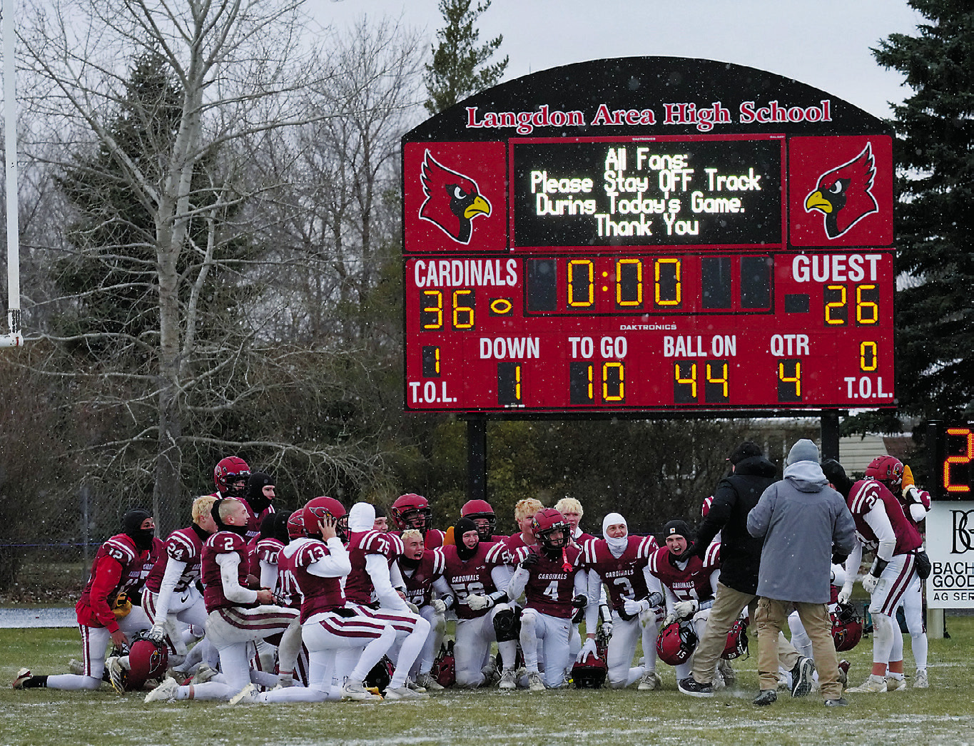 The scoreboard tells the story of the Cards' win which is sending them to Fargo for the championship game. Photo by Larry Stokke.