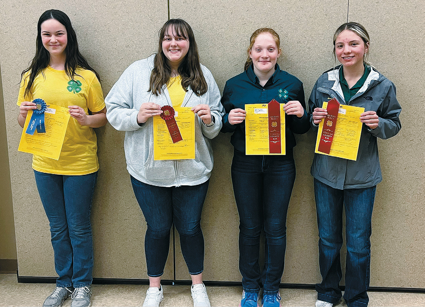 Front Row l to r: Caroline Stegman, Malory Kemp, Amelia Carpenter, Colbie Furstenau
