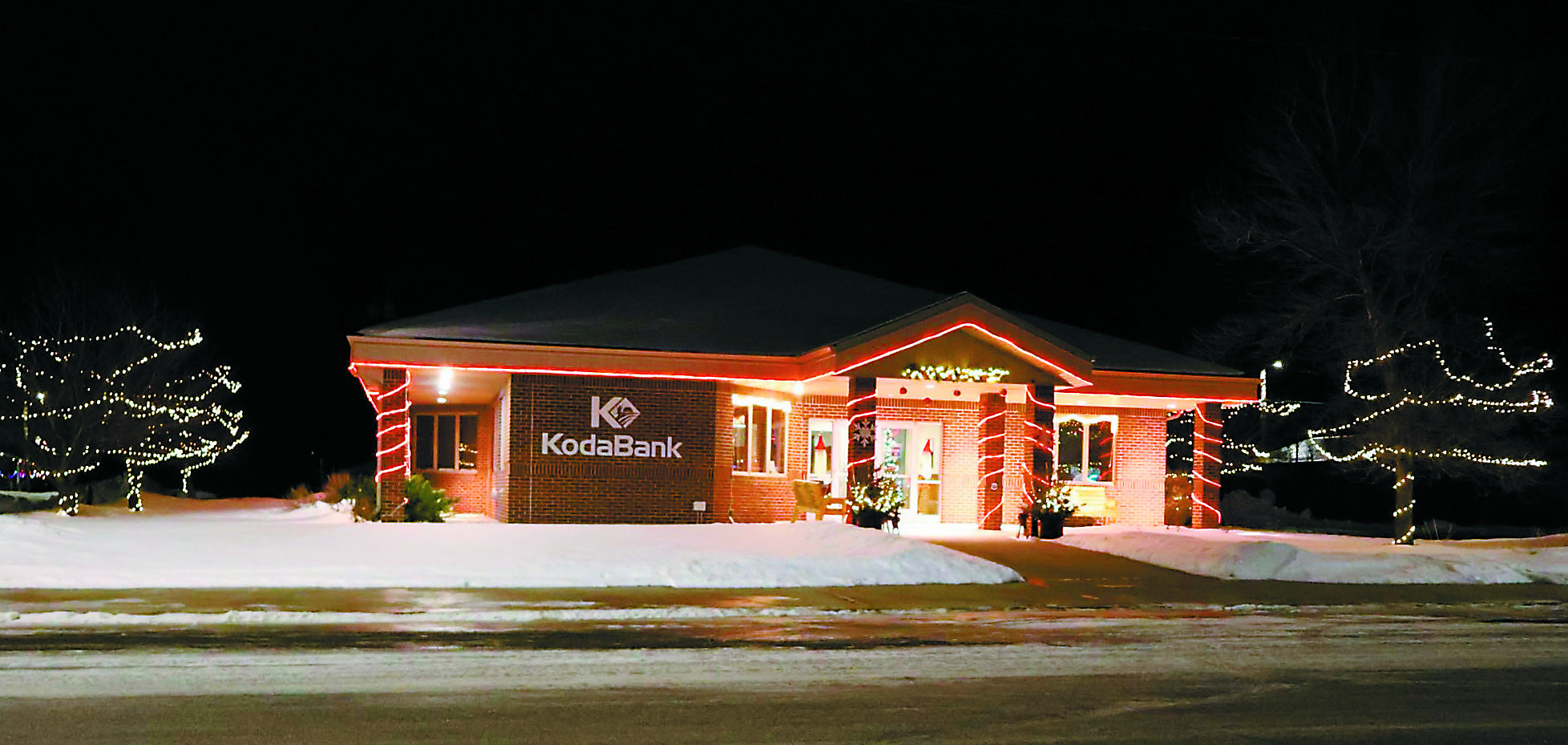 KodaBank/Koda Insurance won best decorated business for the 3rd year in a row. Photo by Rebecca Davis.