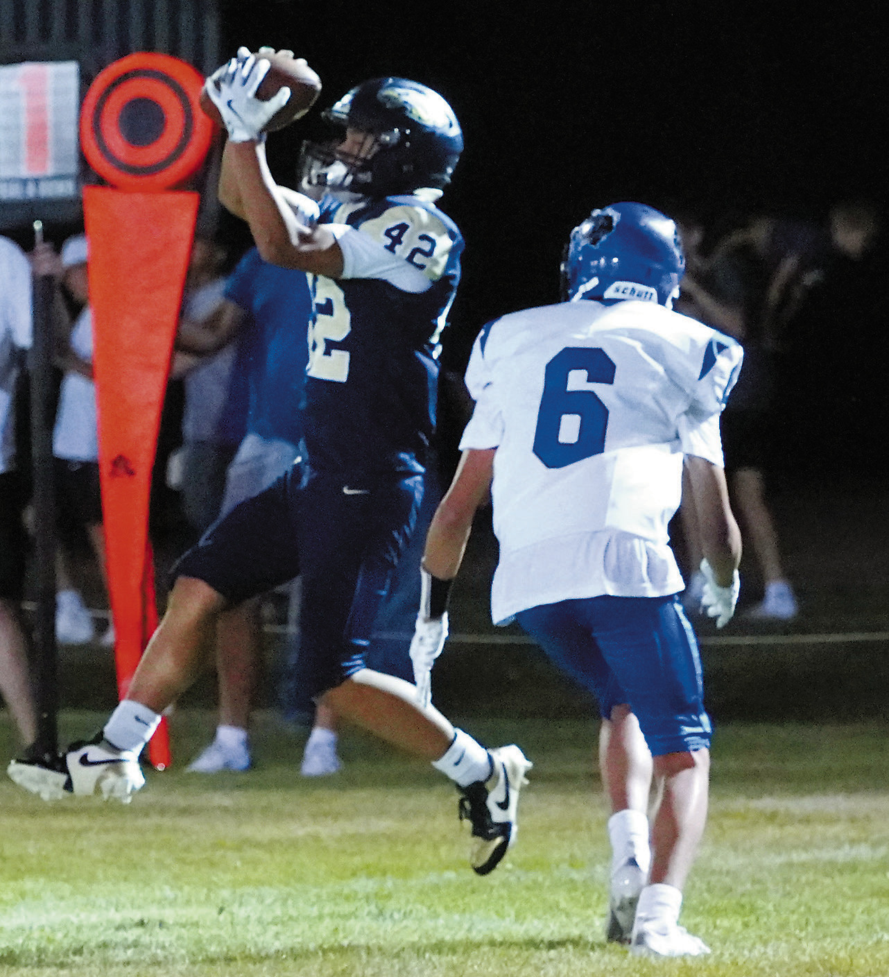 Lance Santiago with a reception near the goal line. Photo by Larry Stokke.