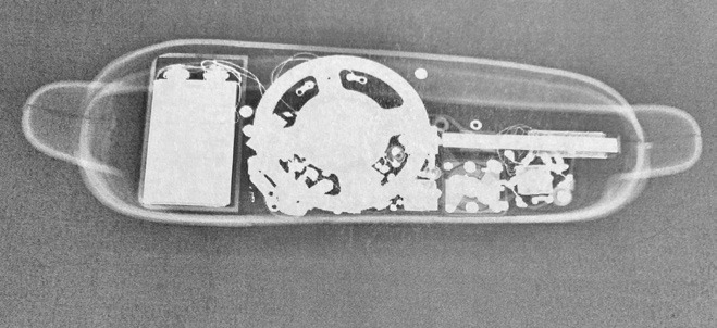 What the hotdog radio looks like from an x-ray.