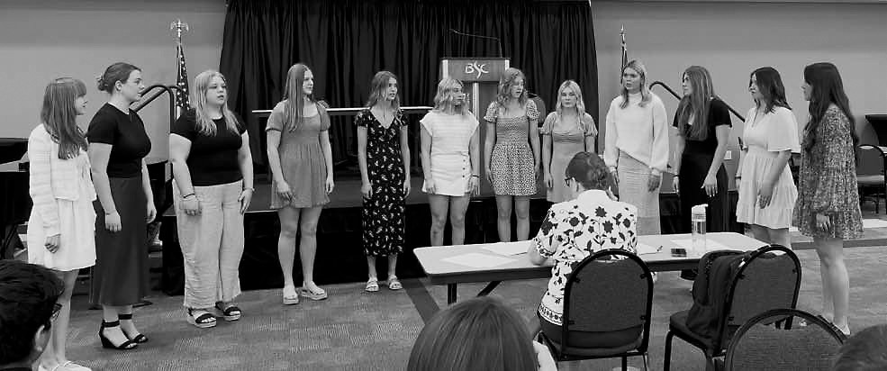 The women’s vocal ensemble received a star rating for “Fire and Ice.” Photo by Sara Goodman.