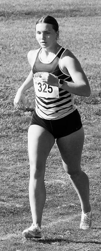 Delaney Denault ran the course in a time of 23:45 placing her 33rd. Photo by Larry Stokke.