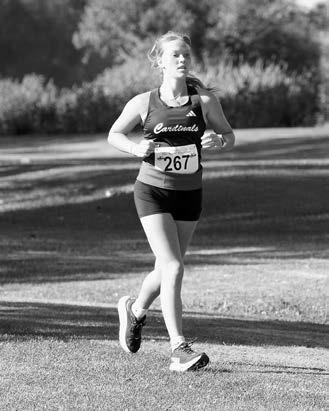 Remmi Bodnar ran a steady pace throughout the race and placed 50th. Photo by Larry Stokke.