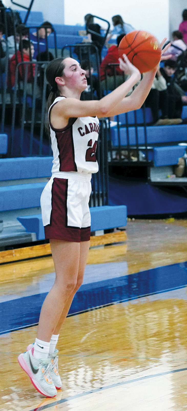 Avery Lorenz against the Dunseith Dragons had 27 points total in the Cards’ win. Photo by Larry Stokke.