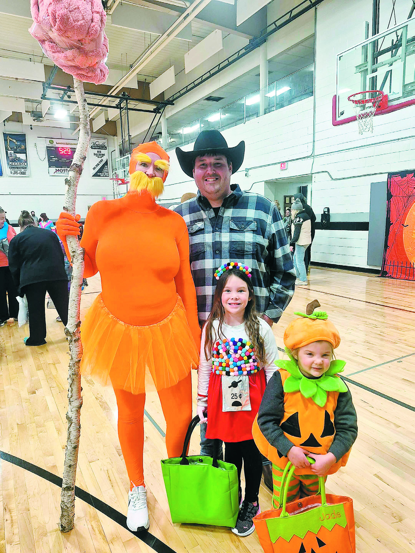 Benny, Rachael, Scarlet, and Jade Hoffarth all dressed up at Langdon’s Spooktacular event!