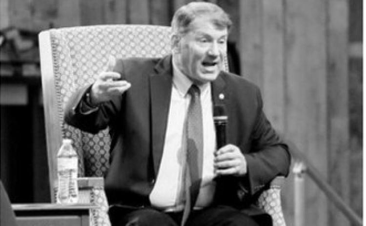 2024. (Photo by Makenzie Huber/South Dakota Searchlight) U.S. Sen. Mike Rounds, R-S.D., speaks during a Downtown Sioux Falls Rotary event on Oct. 28,