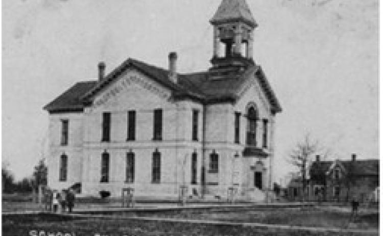 Pembina School – c.1900, Source: SHSND – 10737-00108