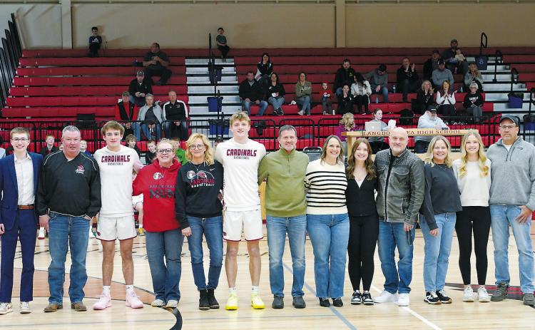 Seniors and parents (L-R) Jacob Sanders, Bob Sanders, Jayden Lee, Melissa Almen, Sheri Amble, Cody Amble, Marty Amble, Mary Perry, Natalie Perry, David Perry, Jonna Hall, Payton Hall, Pat Hall. Photo by Larry Stokke.