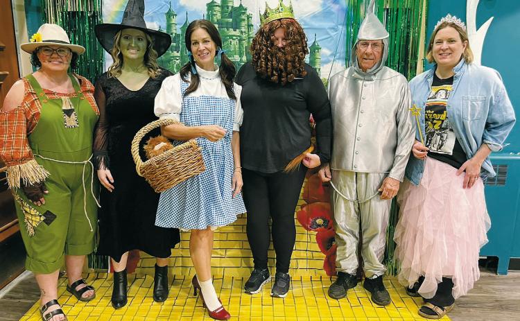 From (L-R) Shanda Peterson, Landrey Peterson, Carol Clark, Bill Zeller, Kristi Kasprick and Susan Karel. Photo by Melanie Thornberg