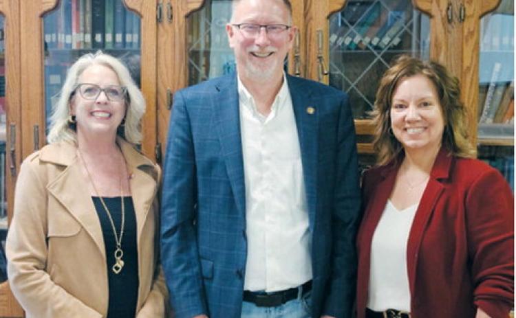 Pictured are Donna Henderson, Kent Weston, and Kathy Frelich. Photo by Charlene Gray
