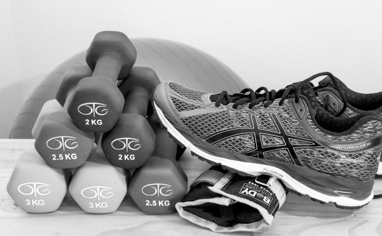 We tend to lose muscle as we grow older unless we take some steps to maintain our strength. (Pixabay photo)
