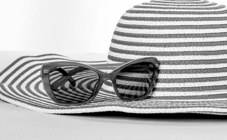 Protect your eyes with sunglasses that offer protection from the sun's ultraviolet rays. (Pixabay photo)