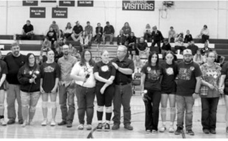 Pictured, from left, are Autumm Bennett, Dannika Bennett, Travis Bennett, Ashley Jenson, Katie Bynum, Chad Bynum, Emily Carpenter, Amelia Carpenter, Kacie Huguley, Tia Huguley, Matt Chale, Ami Fron, Caylen Rau and James Fron. Photo by Larry Stokke